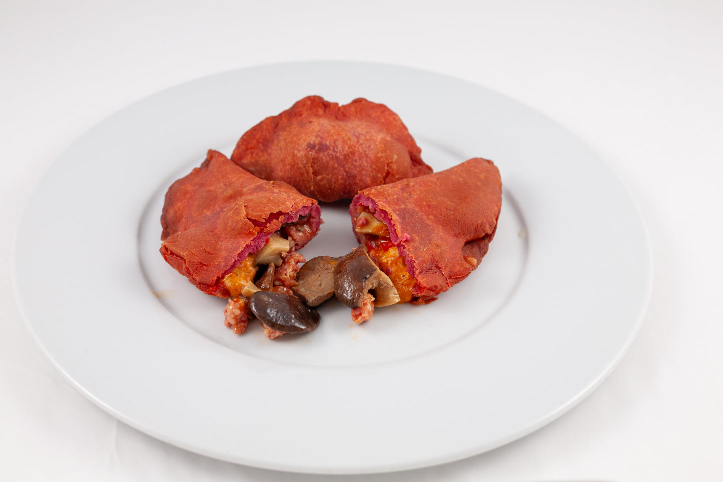 Beetroot Panzerotto with Norcia Sausage and Mushrooms